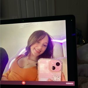 Meet your Posher, Leighanne